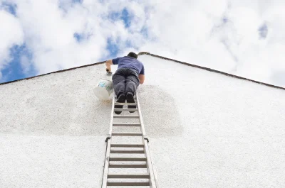 Peinture extérieure à Soleilhas — façades et ravalement